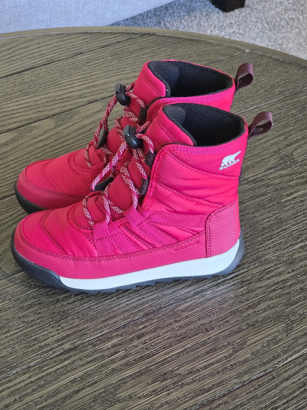 SOREL Kids Whitney II Short Lace Boots Size 1.  Used Twice Perfect Condition.
